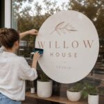 How to Apply Stickers Without Bubbles (Glass, Cars, Walls and Laptops)